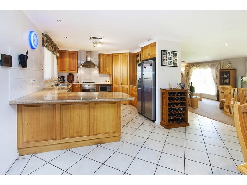 15 Bordeaux Place, Orchard Hills NSW 2748