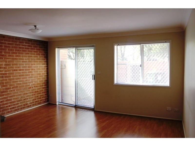 10/2 Warramunga Street, St Marys NSW 2760