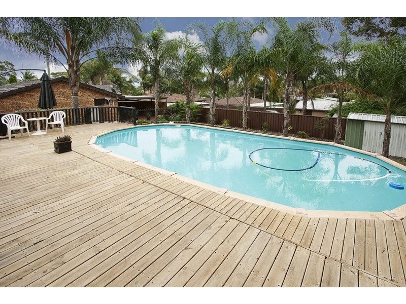 9 Whitbeck Place, Cranebrook NSW 2749