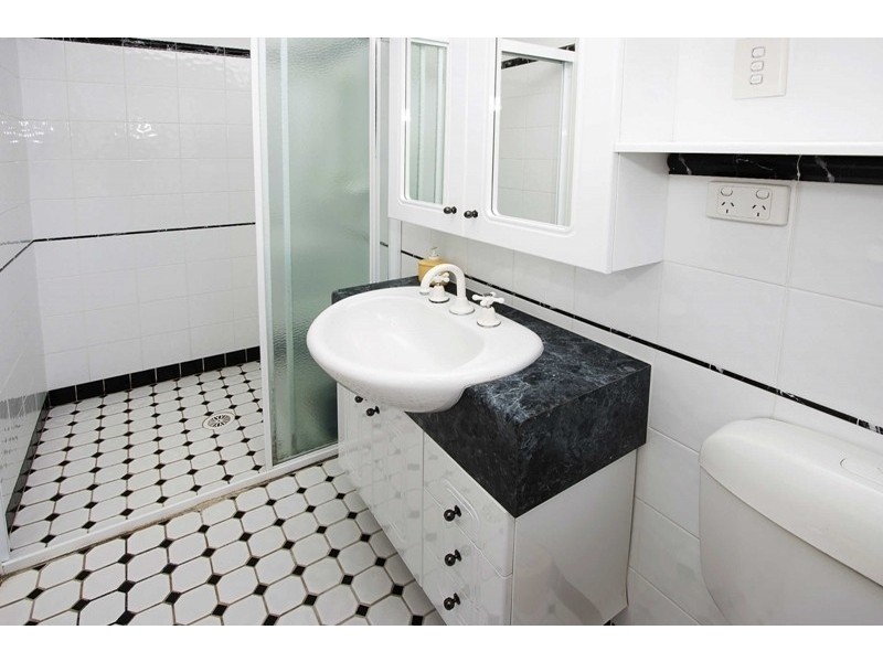 11 William Street, Cambridge Park NSW 2747