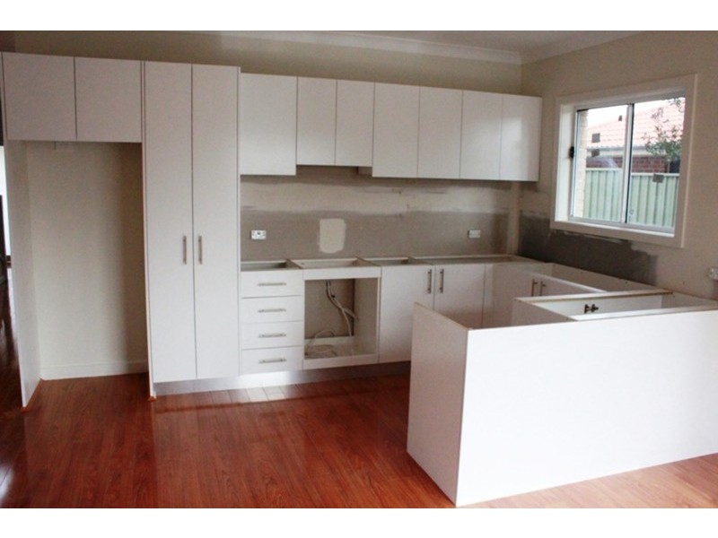 73 The Lakes Drive, Glenmore Park NSW 2745