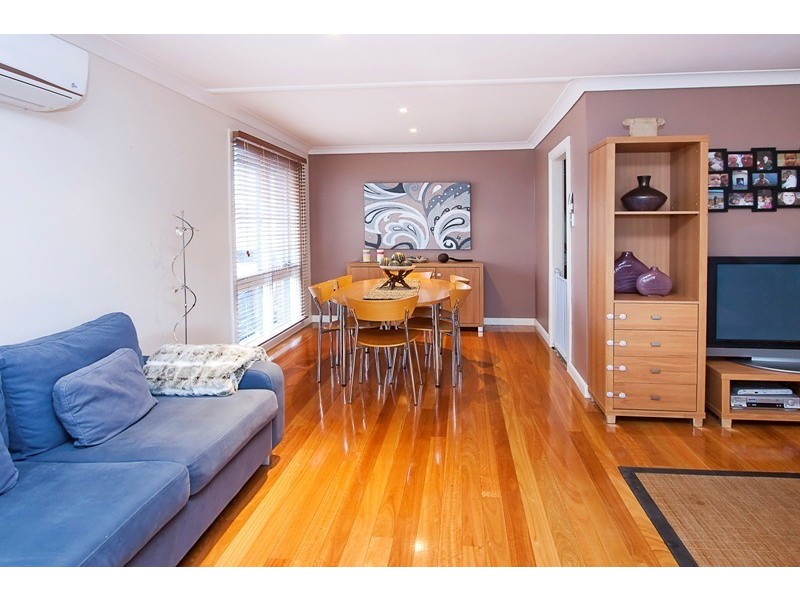 4 Raschke Street, Cambridge Park NSW 2747