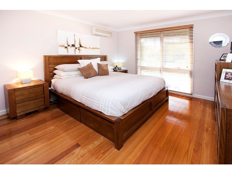 4 Raschke Street, Cambridge Park NSW 2747