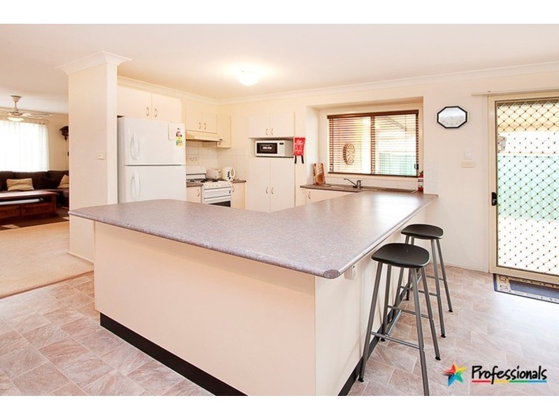 6 Pritchard Place, Glenmore Park NSW 2745