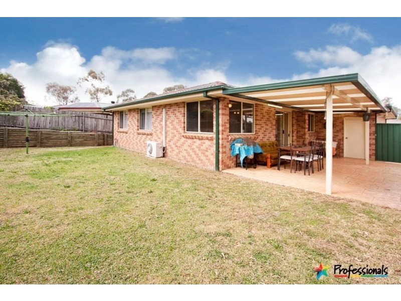 6 Pritchard Place, Glenmore Park NSW 2745