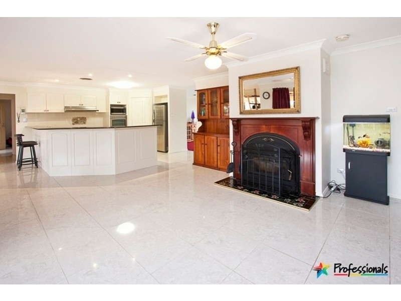 115 Kestrel Way, Yarramundi NSW 2753