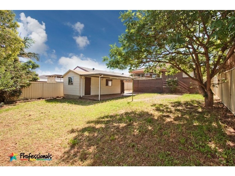 32 Bayley Road, South Penrith NSW 2750