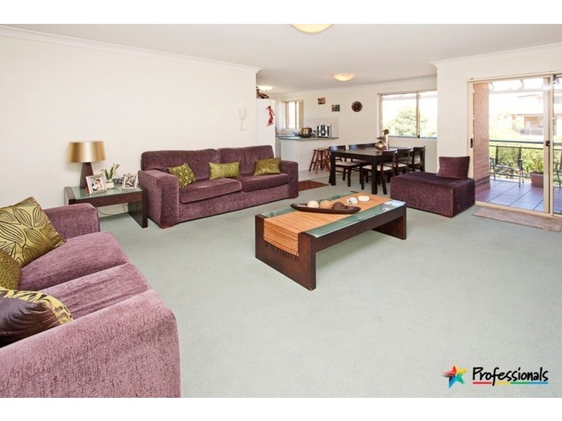 8/22 Dent Street, Jamisontown NSW 2750