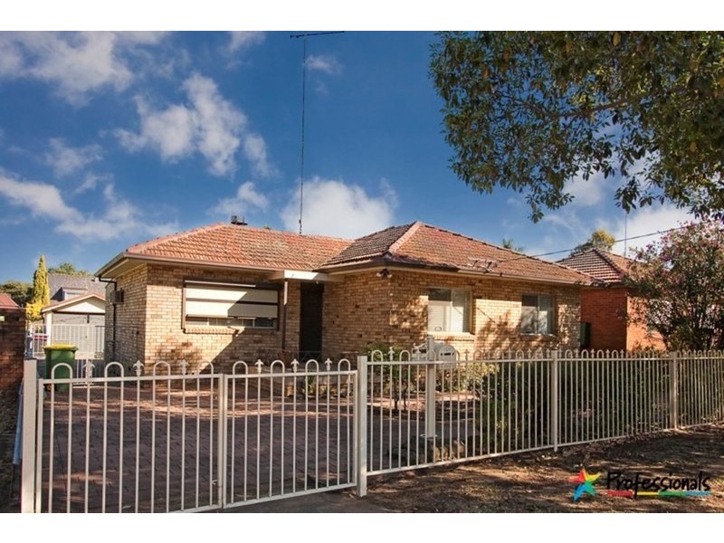 109 Castlereagh Street, Penrith NSW 2750
