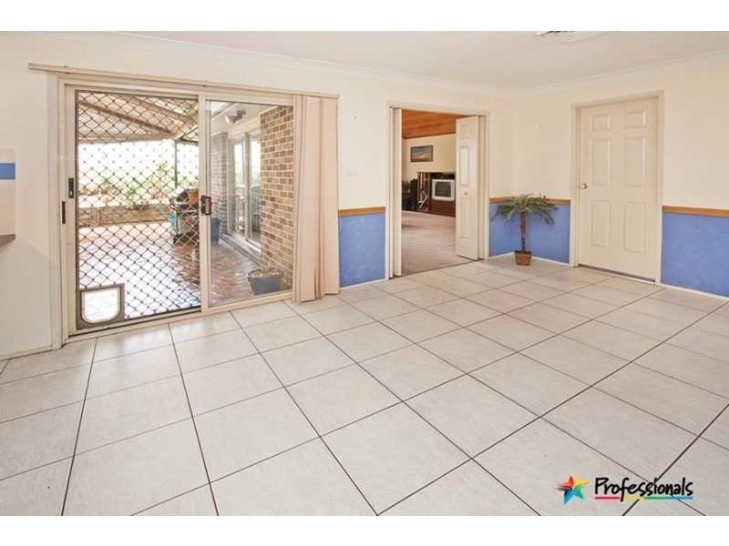 64 Kenneth Slessor Drive, Glenmore Park NSW 2745