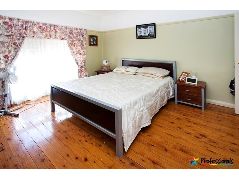 22 Balmoral Drive, Cambridge Park NSW 2747