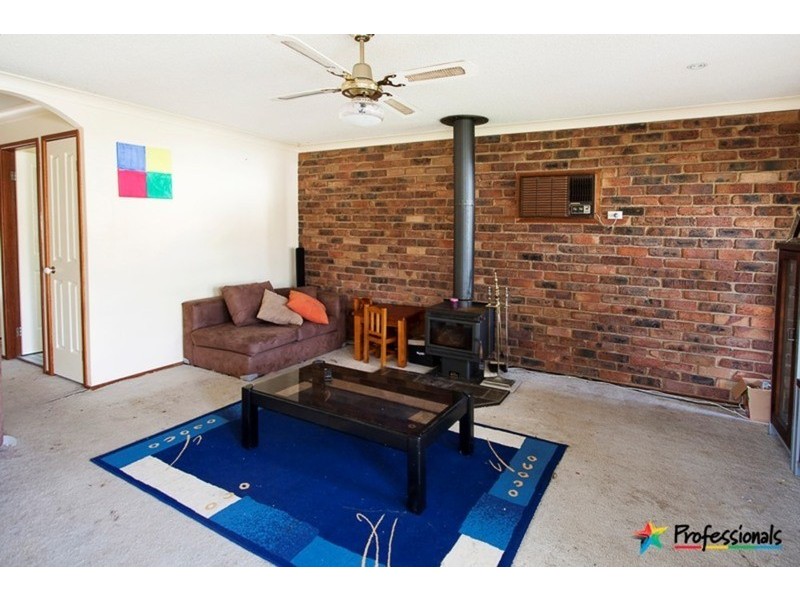 81 Goldmark Crescent, Cranebrook NSW 2749