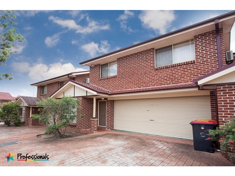 2/39 Bringelly Road, Kingswood NSW 2747