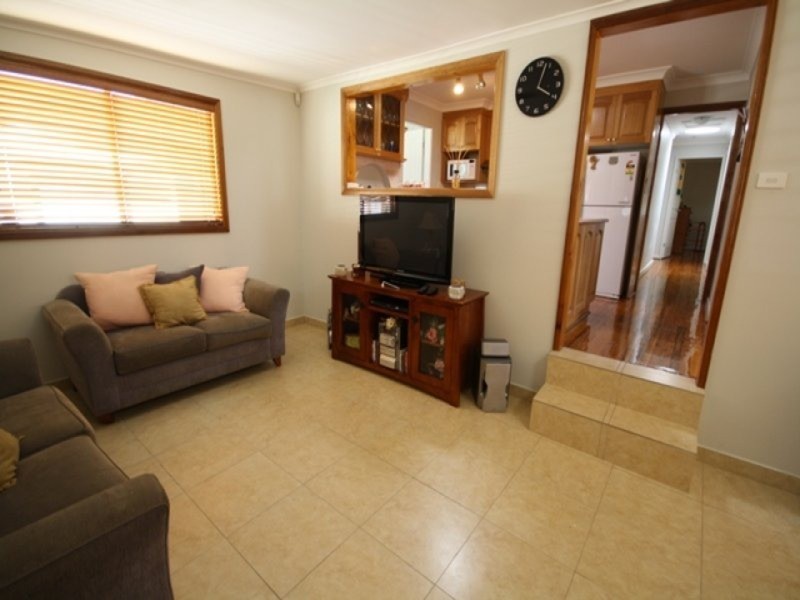 25 Abberton Street, Jamisontown NSW 2750