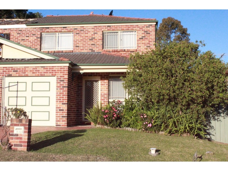 2/42 Luttrell Street, Glenmore Park NSW 2745