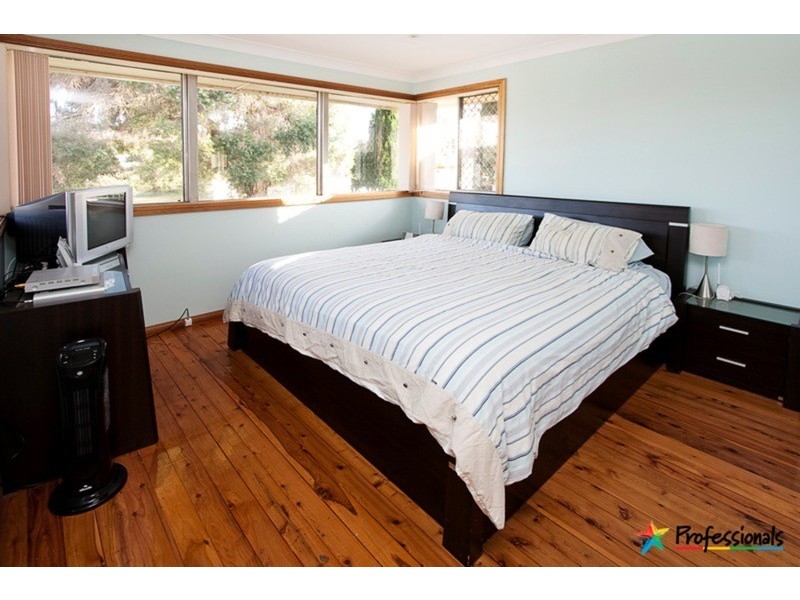 24 Benine Drive, Cambridge Park NSW 2747