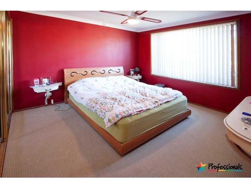 21 Allison Drive, Glenmore Park NSW 2745