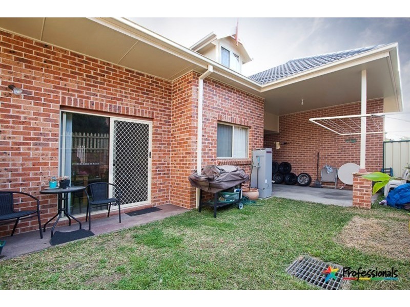2/27 Blaxland Avenue, Penrith NSW 2750