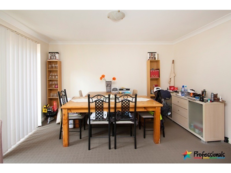 2/27 Blaxland Avenue, Penrith NSW 2750