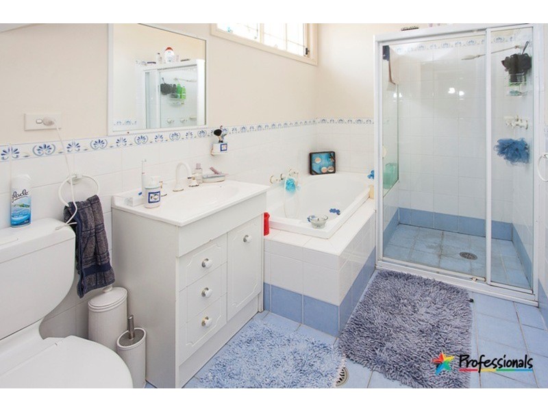 2/27 Blaxland Avenue, Penrith NSW 2750