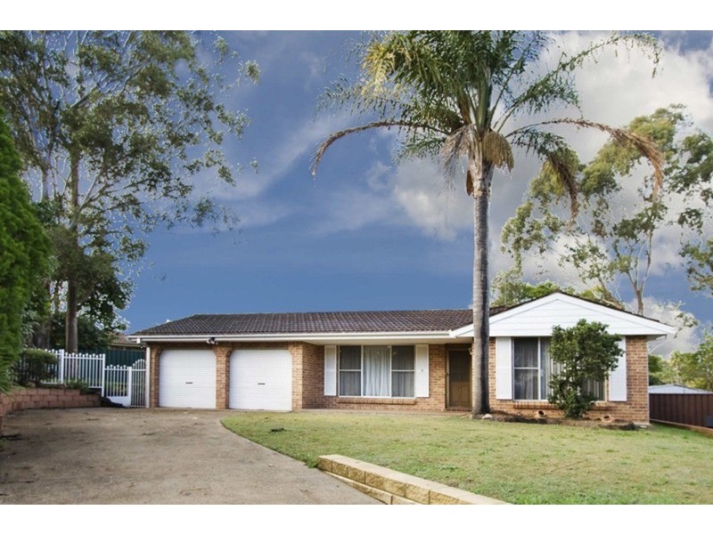 4 Santon Place, Cranebrook NSW 2749