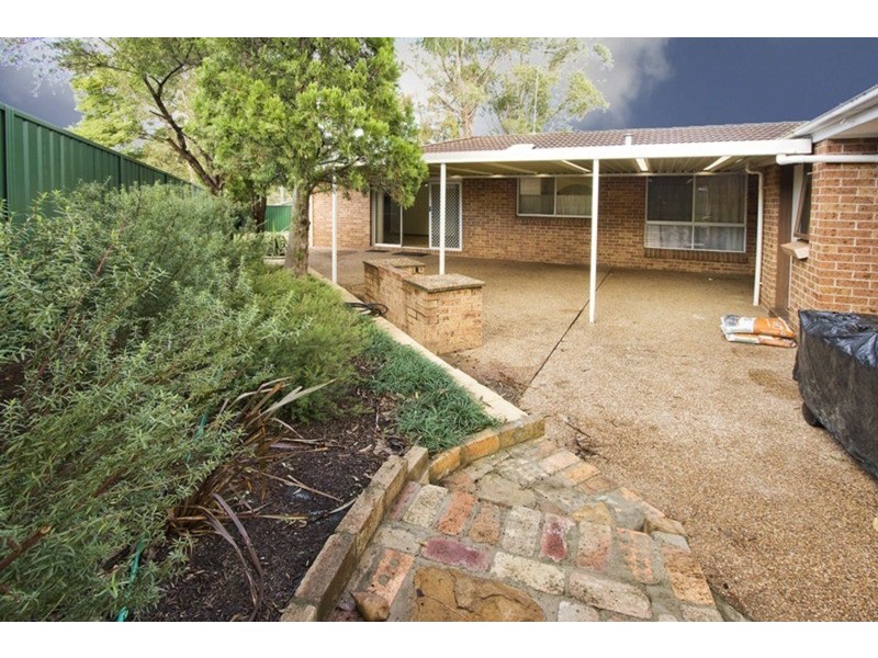 4 Santon Place, Cranebrook NSW 2749