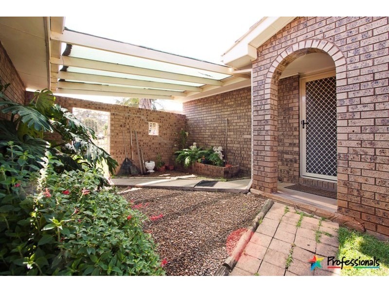 11 Calypso Road, Cranebrook NSW 2749