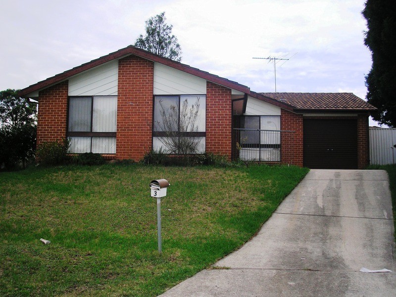 3 Cumberland Place, Colyton NSW 2760