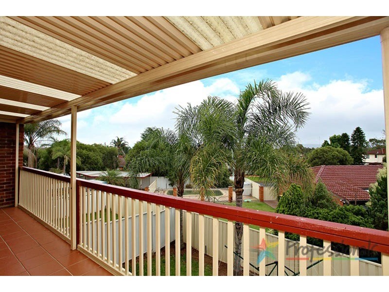 2/17 Lowanna  Drive, South Penrith NSW 2750