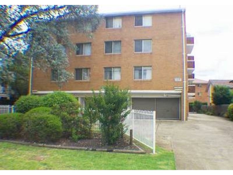 13/15 First Street, Kingswood NSW 2747