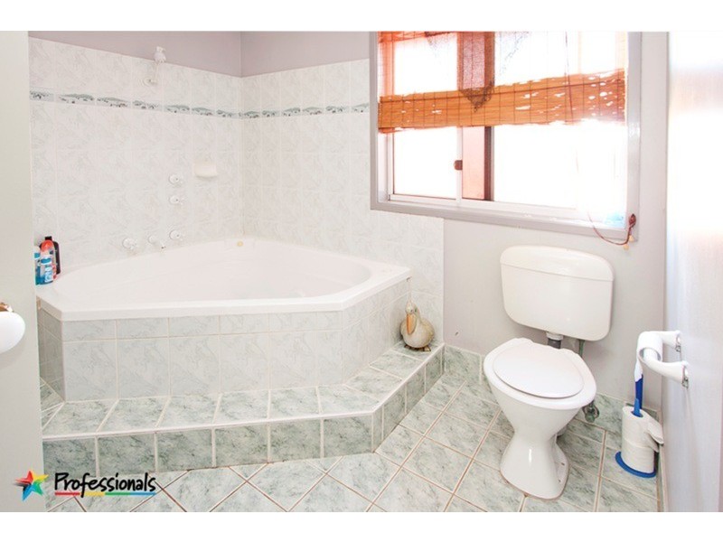 2 Yilki  Place, Cranebrook NSW 2749