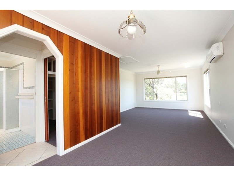 34 Greenway Drive, South Penrith NSW 2750