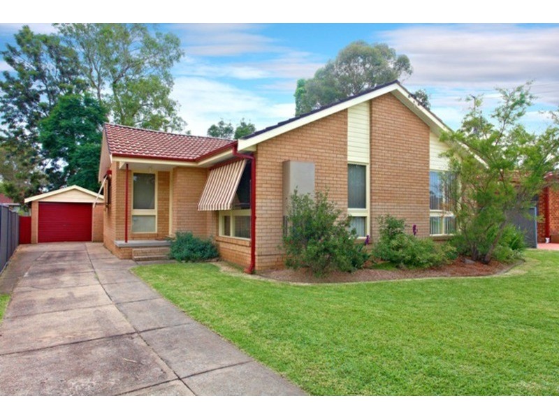 22 Deborah Crescent, Cambridge Park NSW 2747