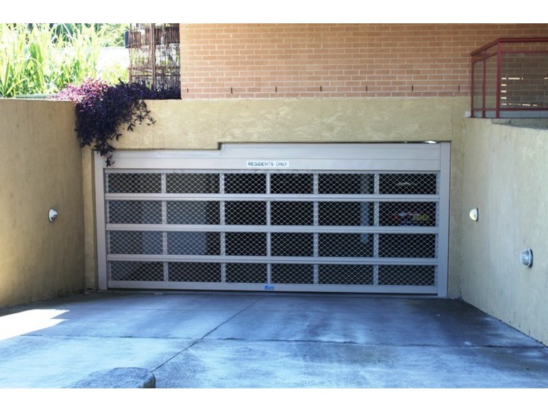 2/43-45 Preston Street, Jamisontown NSW 2750