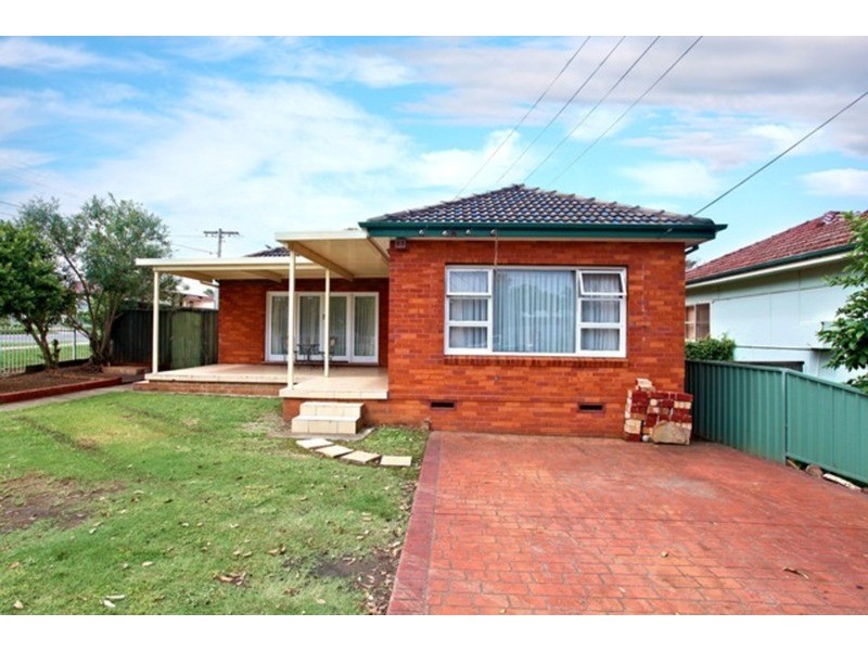 2 Walter Street, Kingswood NSW 2747