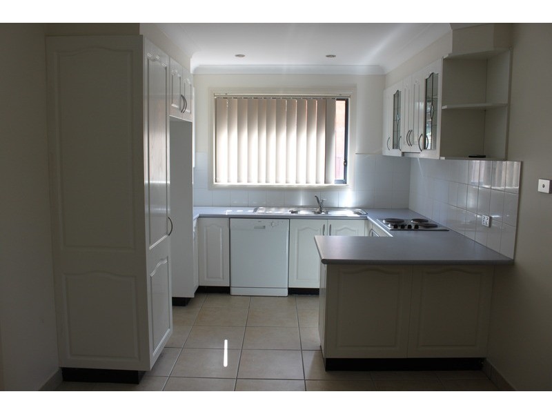 11 Twickenham Avenue, Cambridge Park NSW 2747