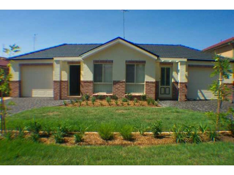 2/9 Hatchinson Street, Jamisontown NSW 2750