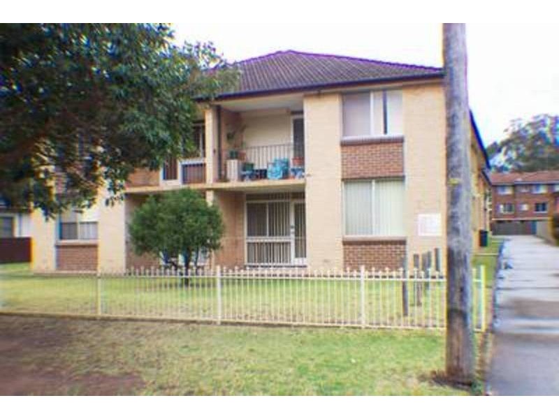 2/4-6 Dent Street, Penrith NSW 2750