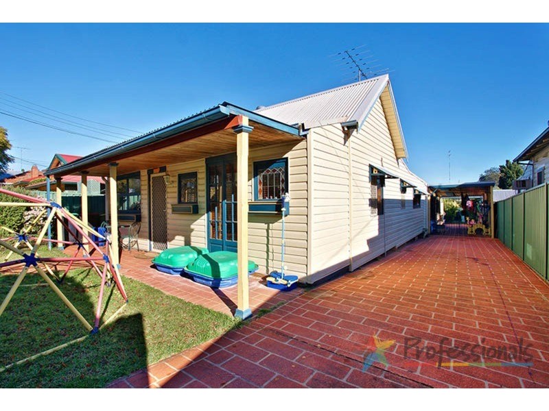 23 Doonmore Street, Penrith NSW 2750