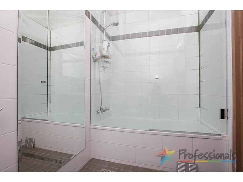 11/1-2 The Crescent, Penrith NSW 2750