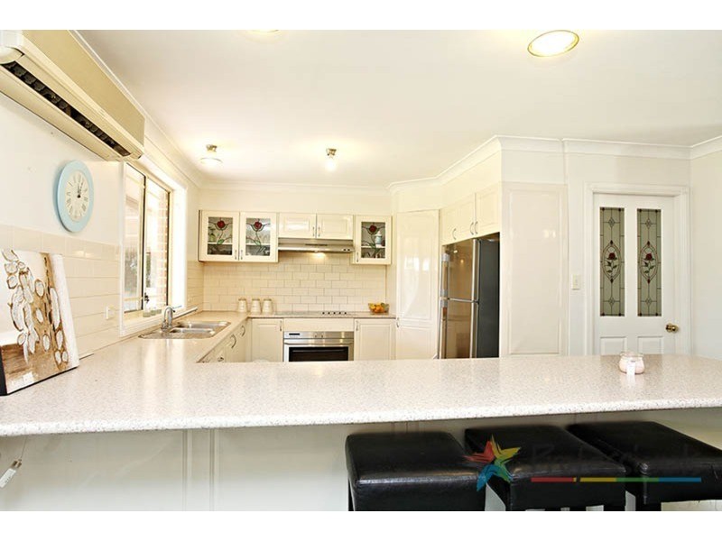 39 Barlow Street, Cambridge Park NSW 2747