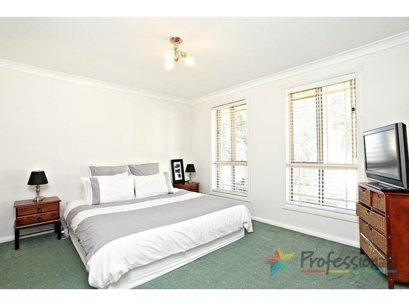 39 Barlow Street, Cambridge Park NSW 2747