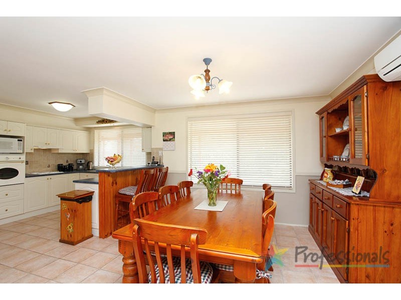 13 Greendale Road, Wallacia NSW 2745