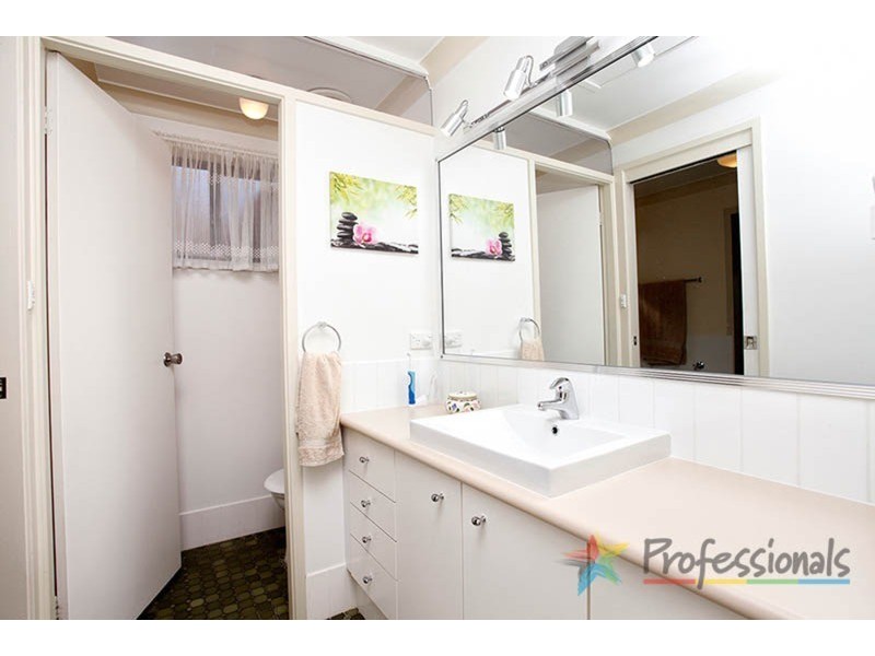 13 Greendale Road, Wallacia NSW 2745