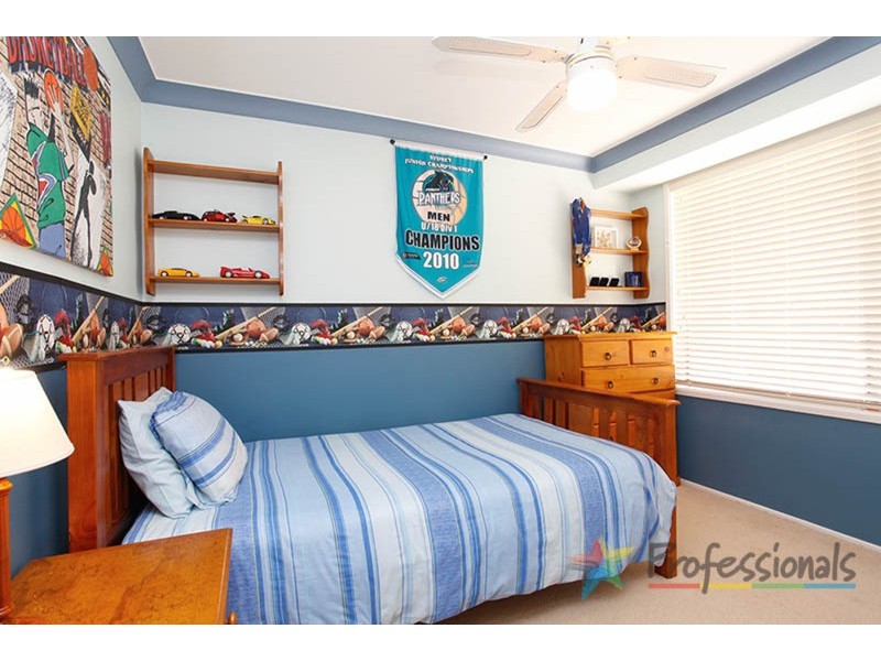 13 Greendale Road, Wallacia NSW 2745