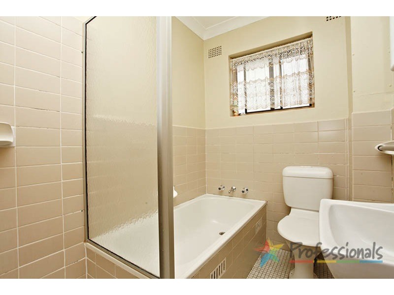 17/38 Castlereagh Street, Penrith NSW 2750