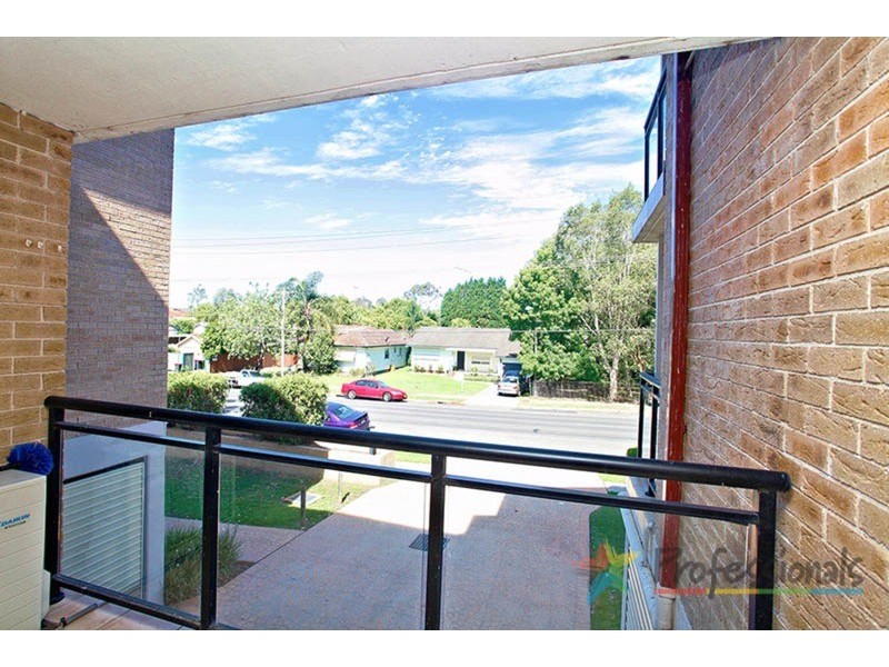 2/37-39 Evan Street, Penrith NSW 2750