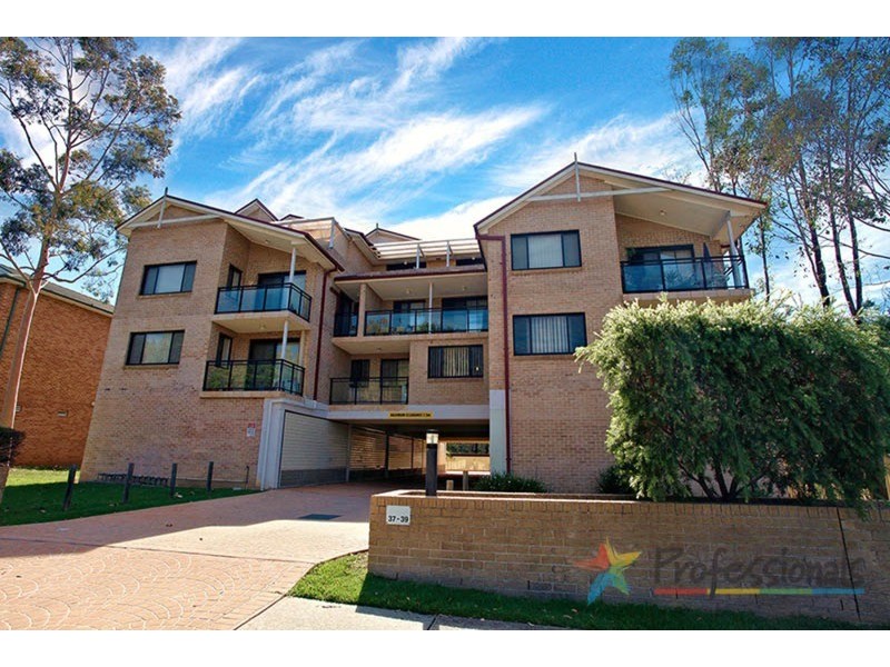 2/37-39 Evan Street, Penrith NSW 2750