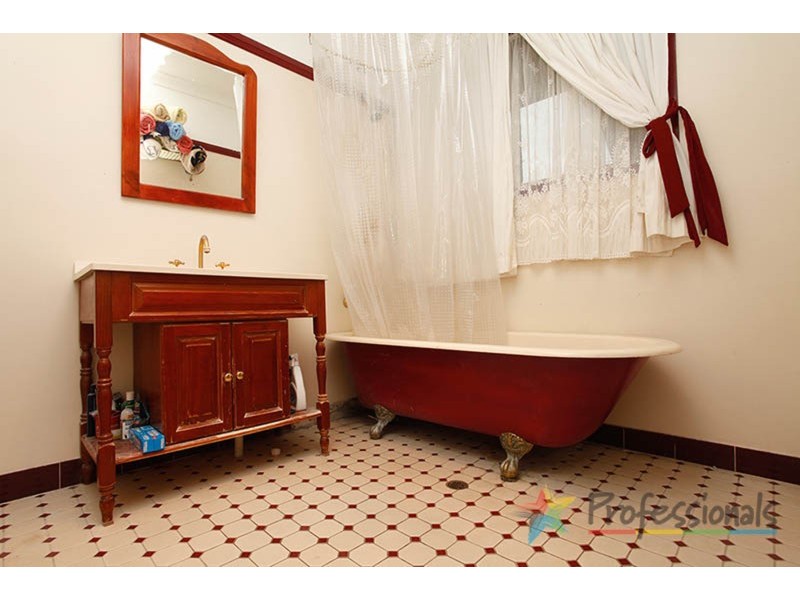 19 Burgess Road, South Penrith NSW 2750