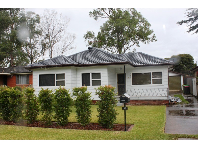 18 Epping Close, Cambridge Park NSW 2747